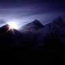 mount-everest-himalaya_1105_600x450